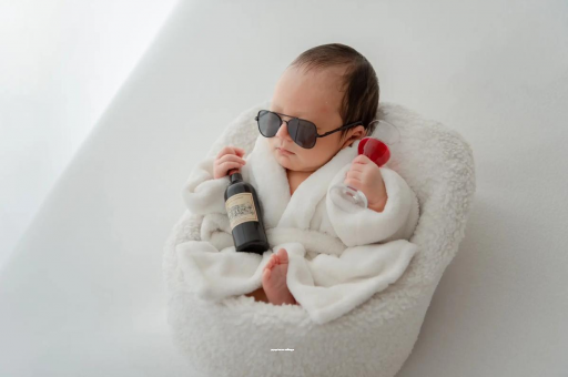 石家庄孕妇肚脐眼突出来